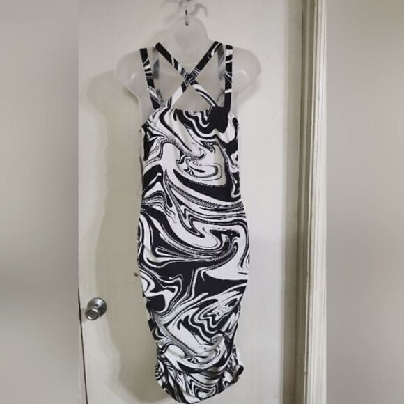 Bodycon DRESS by NO BOUNDARIES O-Ring  Women's Size LARGE NEW WITHOUT TAGS - Picture 4 of 11